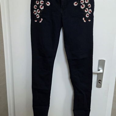 Mango Jeans