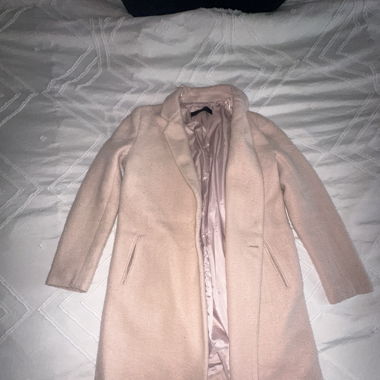 Zara Mantel