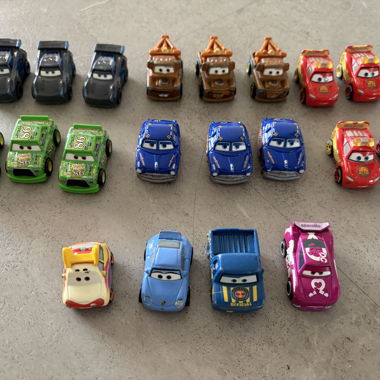 Disney mini Cars racers set (20 pcs)
