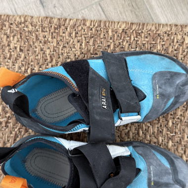 Chaussures d’escalade Tenaya / Chaussures de bloc