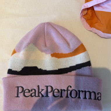 Peak-Performance-Mütze rosa