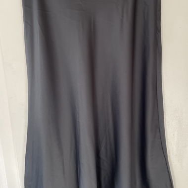 H&M grey midi skirt EUR 40