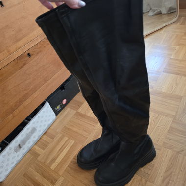 Black over-the-knee boots Stradivarius size 38