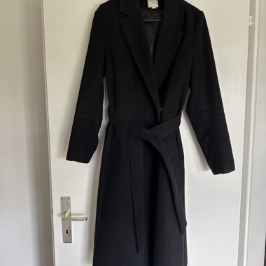 H&M Black Winter Coat with Button and Cord/Belt