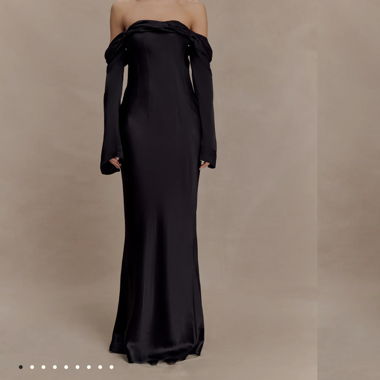 Black Off-Shoulder Maxi Dress