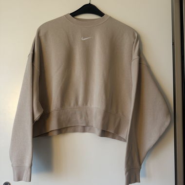 Pull Nike