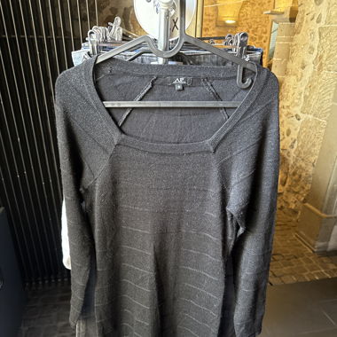 Robe légèrement pailletée 