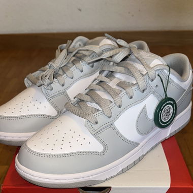 Nike Dunks Grey