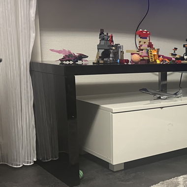 Meuble TV moderne noir et blanc avec rangement