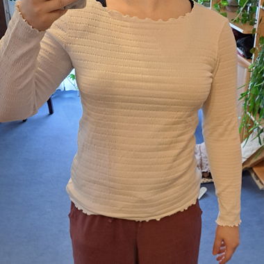 Long-sleeve T-shirt with ribbed texture