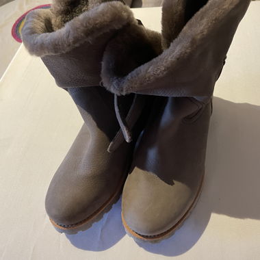 Wunderschöne braune gefütterte Stiefelette