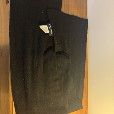 Cashmere scarf