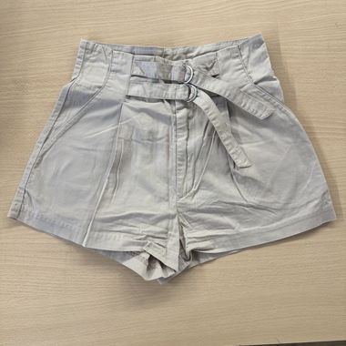 Short a vita alta H&M