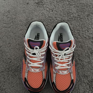 Multicolour Saucony sneakers