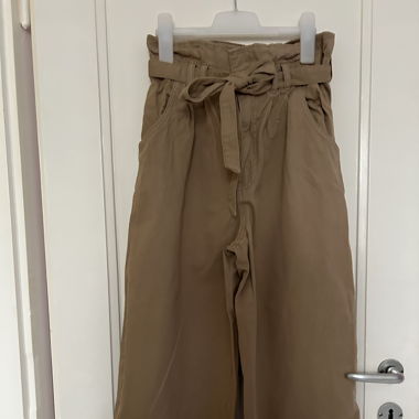 Beige Hose