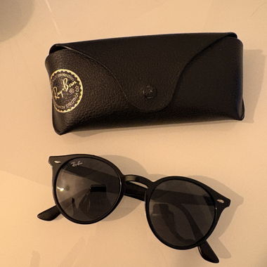 Ray-Ban
