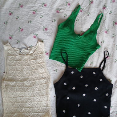 3 Tops
