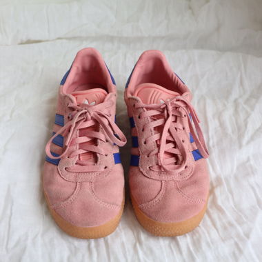 adidas Gazelle pink spark / lucid blue
