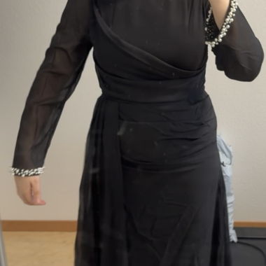 Robe Noire Perle