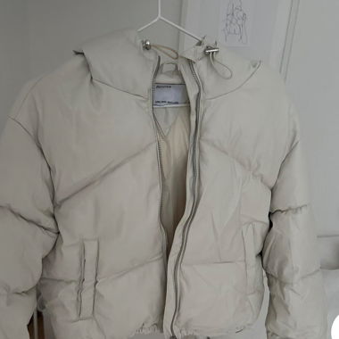 Pufferjacke beige