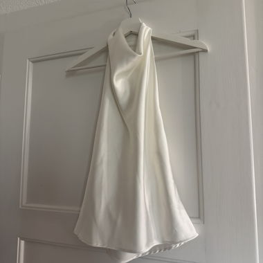 Rückenfreies Weisses Satin-Top