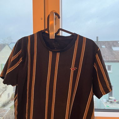 Hollister T-shirt