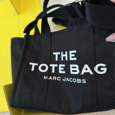 MARC JACOBS The Tote Bag Small Black