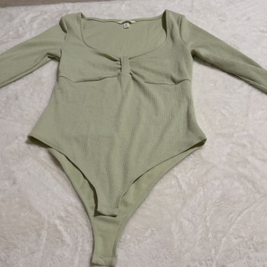 Pastell grüner Body