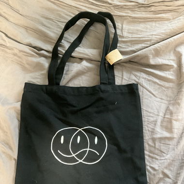 NO NAME TOTE BAG