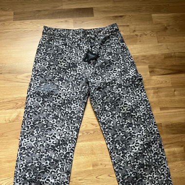 Leo Pants MOREMONEY MORELOVE
