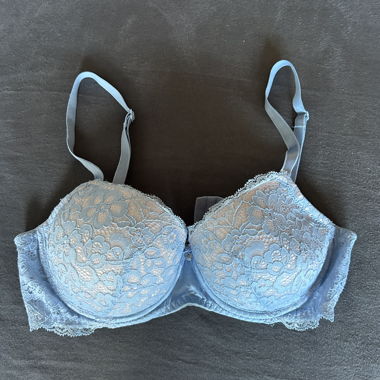 Blauer Spitzen-BH