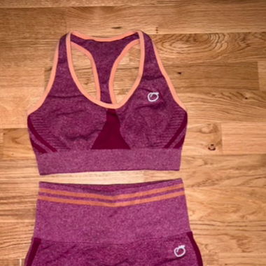 Peachy Passion Sport-BH und Shorts Gr M