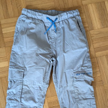 Dünne Hose