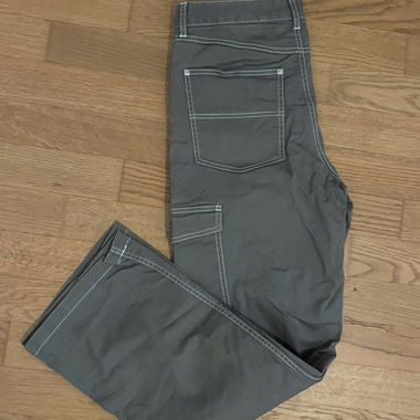 Grüne Cargo-Hose