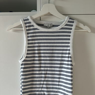 striped top, size s