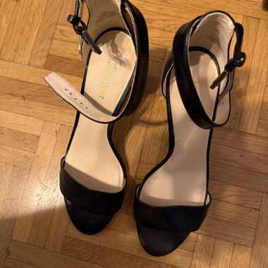 Sandali Nine West