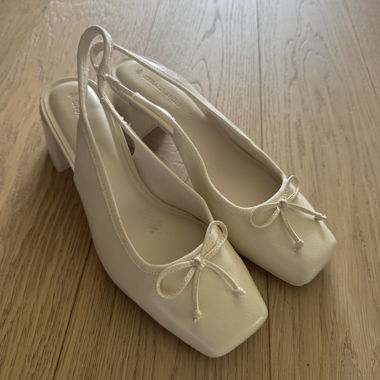 Heeled Ballerinas 