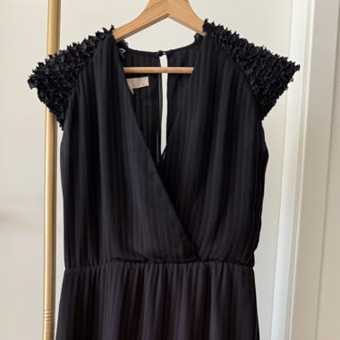 Dress pleated Mango