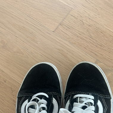 Vans noires