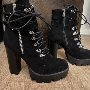 Black RAID Ankle Boots