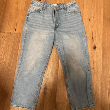 Bershka Mom Fit Jeans hellblau