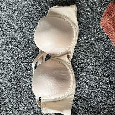 Bra that can also be worn strapless