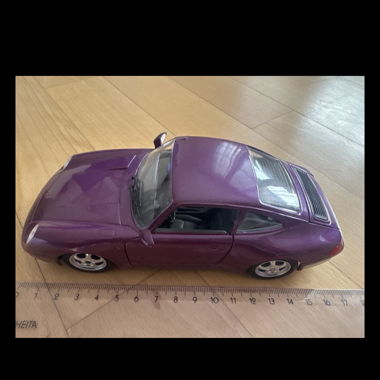 Bburago Porsche 911 Turbo 1:24 Model Car