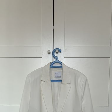 Creme/White Blazer