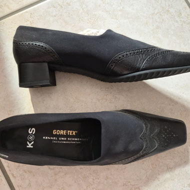 Kennel & Schmenger Gore-Tex Pumps