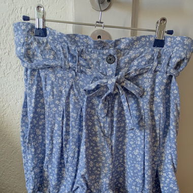 Shorts hellblau