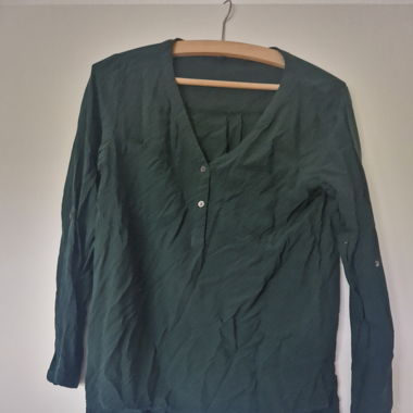 Dunkelgrüne Bluse