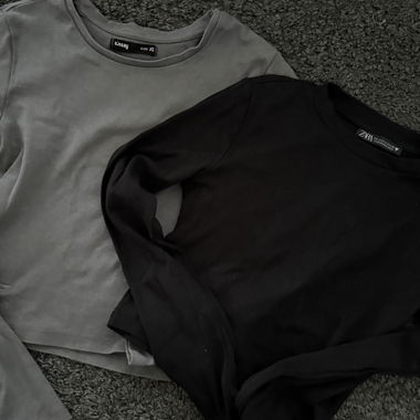 2 Langarmshirts Sinsay & ZARA 
