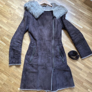 Cappotto in shearling Toscana in camoscio marrone Linia Domino