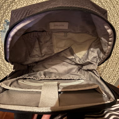 Salzen Rucksack in Dunkelgrau/Schwarz